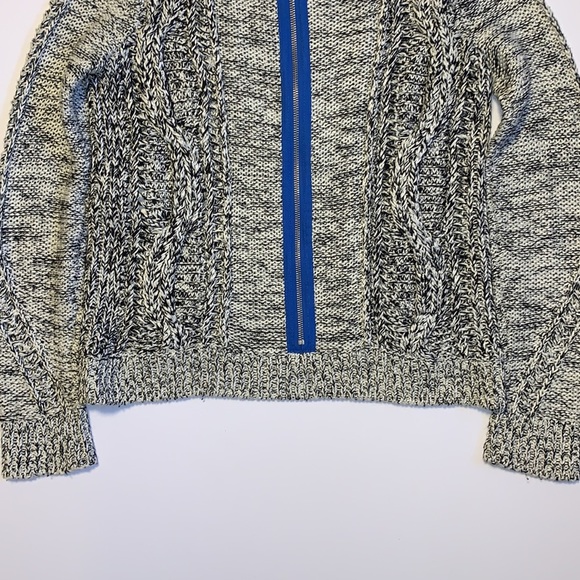 Diane Von Furstenberg Black and White Sweater - Women’s Size Small - Picture 5 of 7